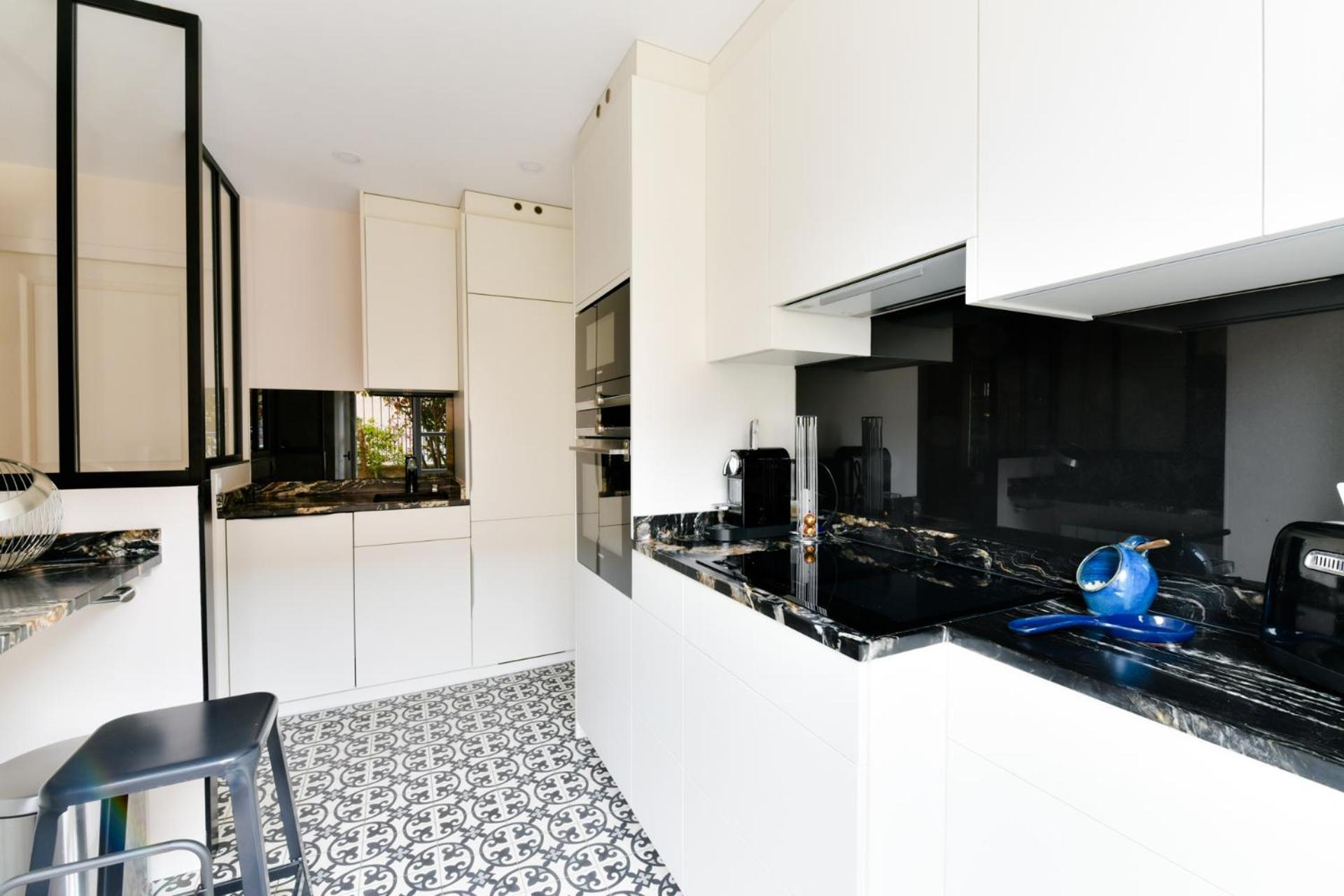 Exigehome-Maison Avec Terrasse Privee Версал Екстериор снимка