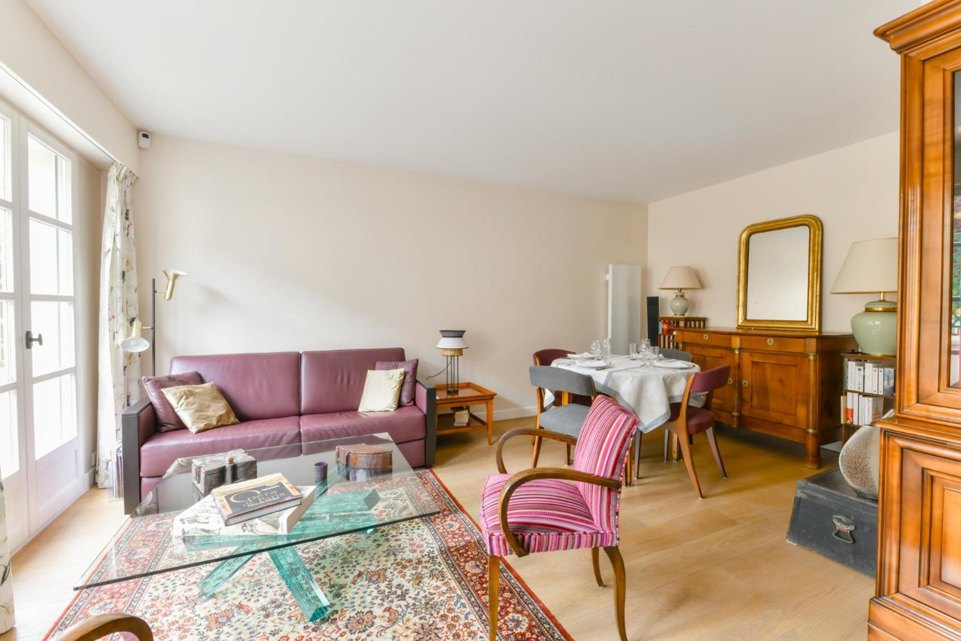 Exigehome-Maison Avec Terrasse Privee Версал Екстериор снимка